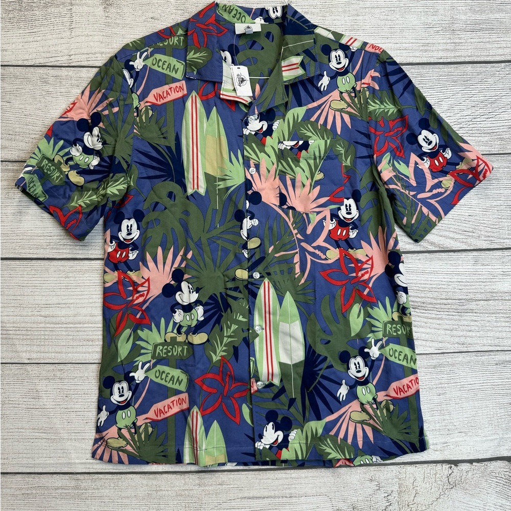 Disney Parks Mickey Tiki Tropic Hawaiian Camp Resort Beach Button Shirt Small